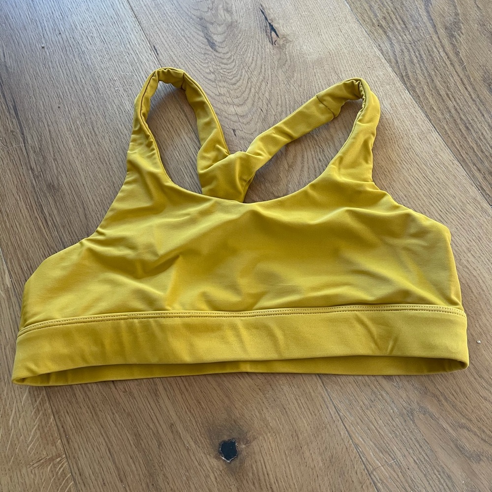 Mikoh never worn top